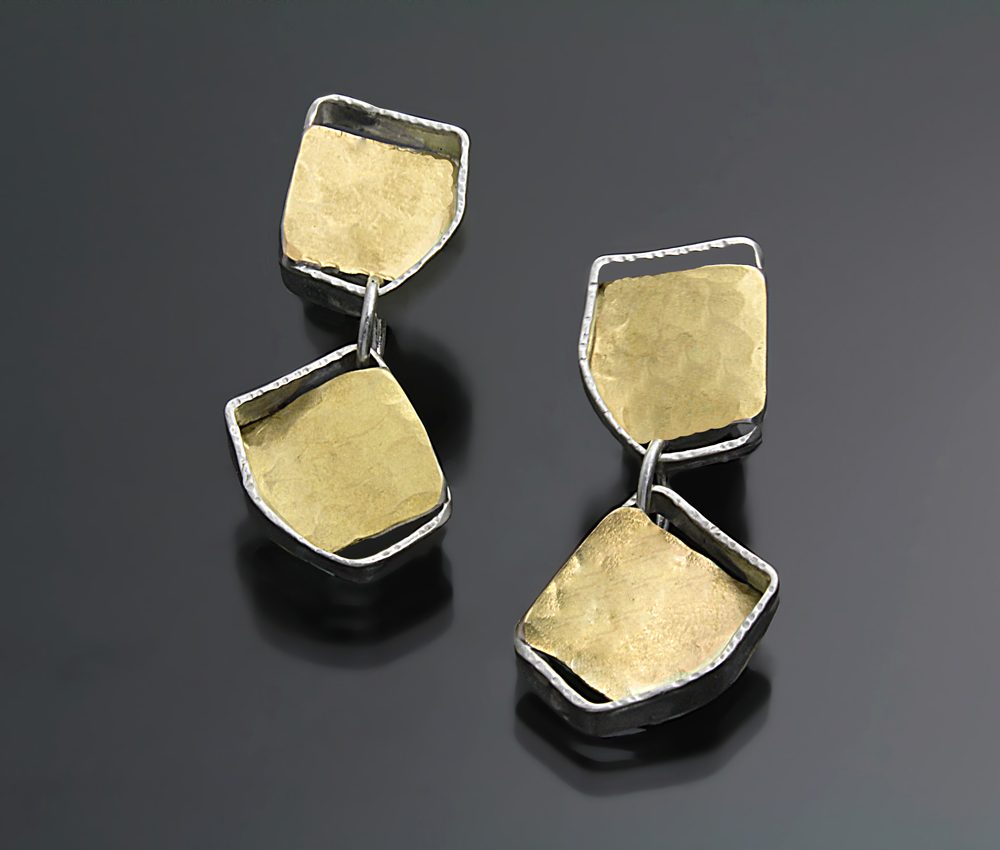 Bouncing Links Earrings by Sana Doumet