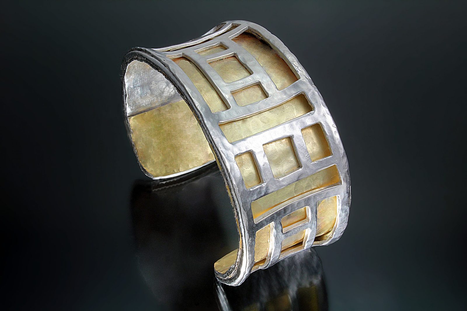 Radiance Cuff Wide by Sana Doumet